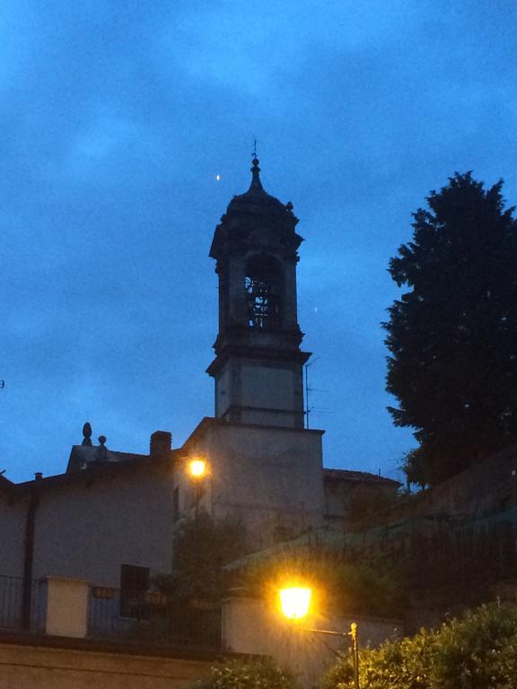 B&B Il Portico Del Conte Bosisio Parini Buitenkant foto